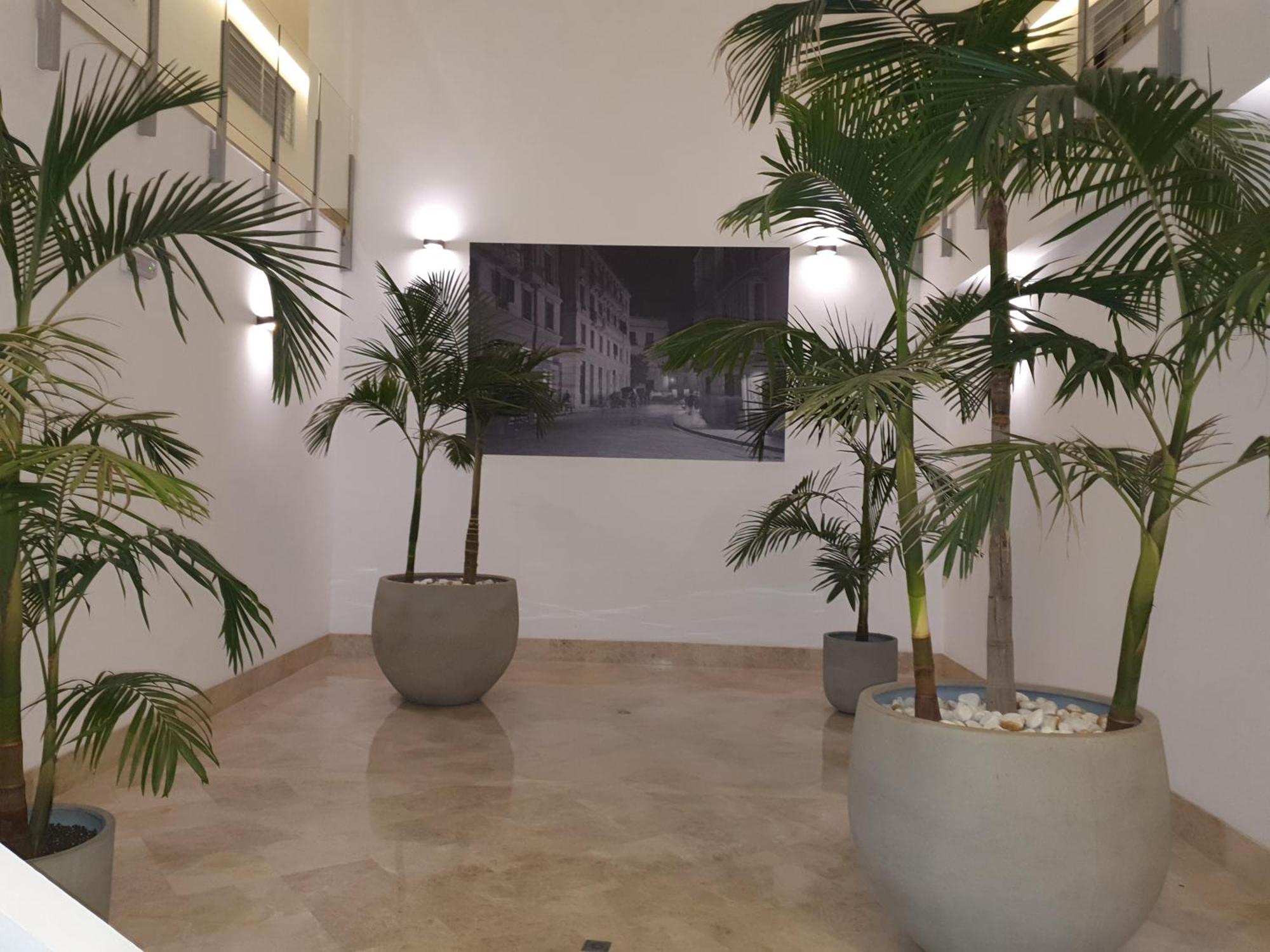 Beautiful Historic Center Apt! Málaga Buitenkant foto
